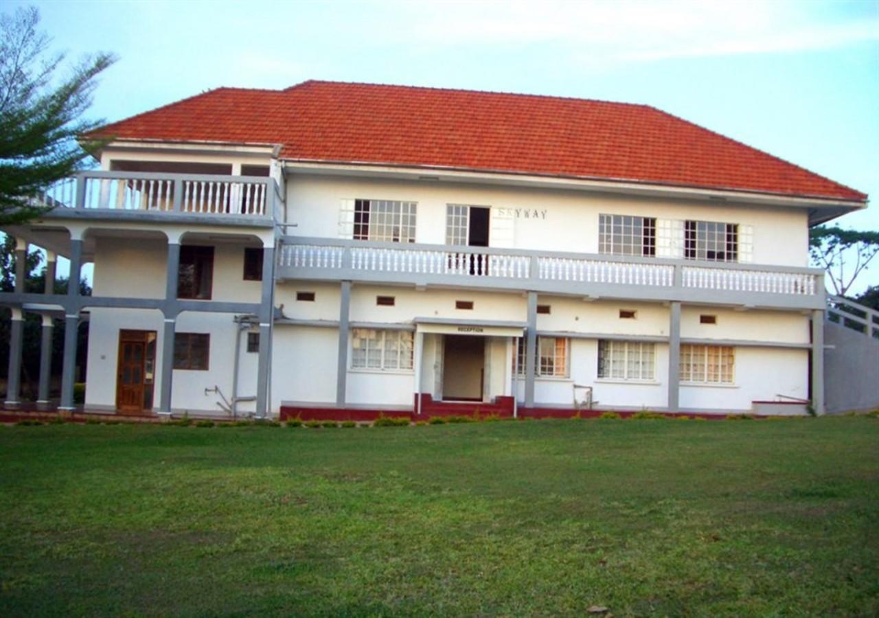 Skyway Hotel Entebbe Exterior foto